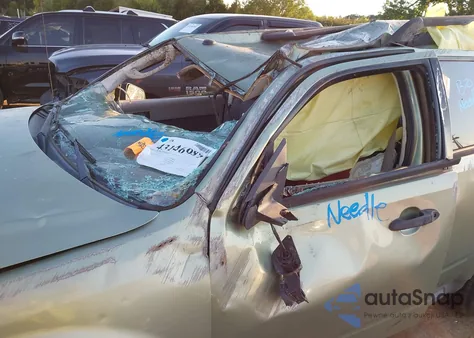 2009 Ford Escape Hybrid Limited z USA, uszkodzony, nr VIN 1FMCU59379KB86385